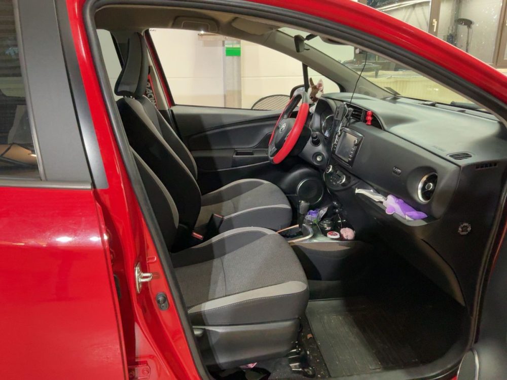 ΕΣΩΤΕΡΙΚΟ Toyota Yaris 1.5 Hybrid Y20 Club – 2019